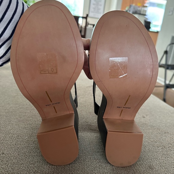 Dolce Vita platform sandals size 6, black, never worn - Picture 5 of 6